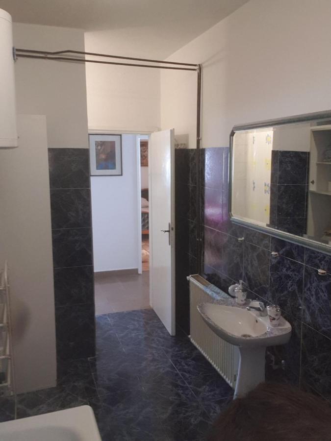 Zenit Apartman *