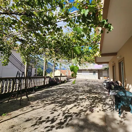Apartments Zenit Kotor Exterior photo