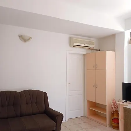 Apartments Zenit Kotor Exterior photo